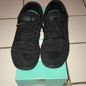 SALE‼️ Stefan Janoski Air Max